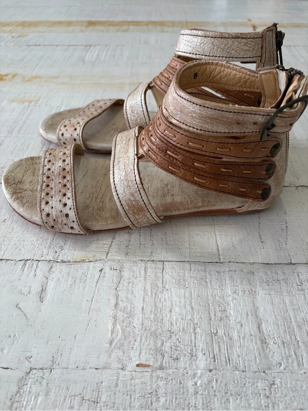 Bed Stu Artemis Gladiator Sandals size 8 Nectar Tan Lux Leather Flat Strappy